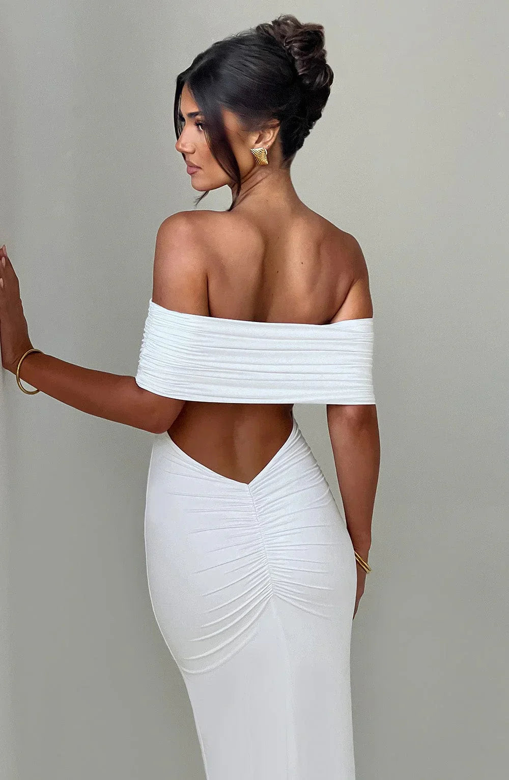 Olympia - Elegant Backless Maxi Dress